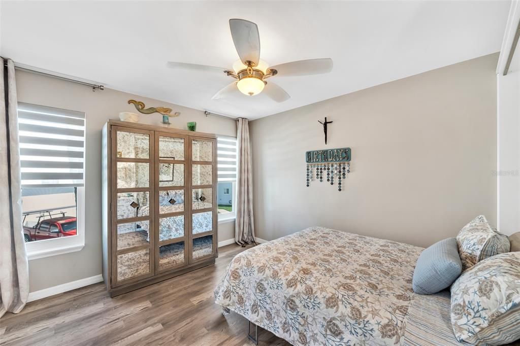 На продажу: $975,595 (2 спален, 2 ванн, 1188 Квадратных фут)