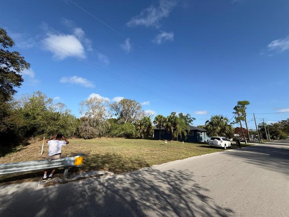 待售: $25,000 (0.14 acres)