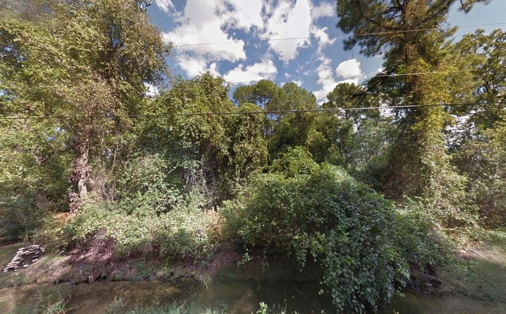 На продажу: $19,000 (0.26 acres)
