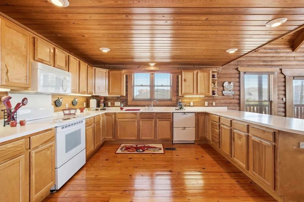 На продажу: $799,000 (4 спален, 3 ванн, 3452 Квадратных фут)