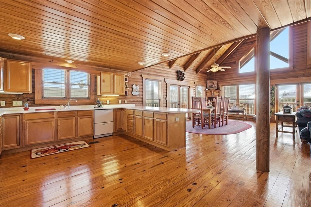 На продажу: $799,000 (4 спален, 3 ванн, 3452 Квадратных фут)