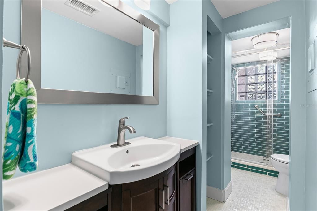 На продажу: $529,999 (5 спален, 0 ванн, 2482 Квадратных фут)