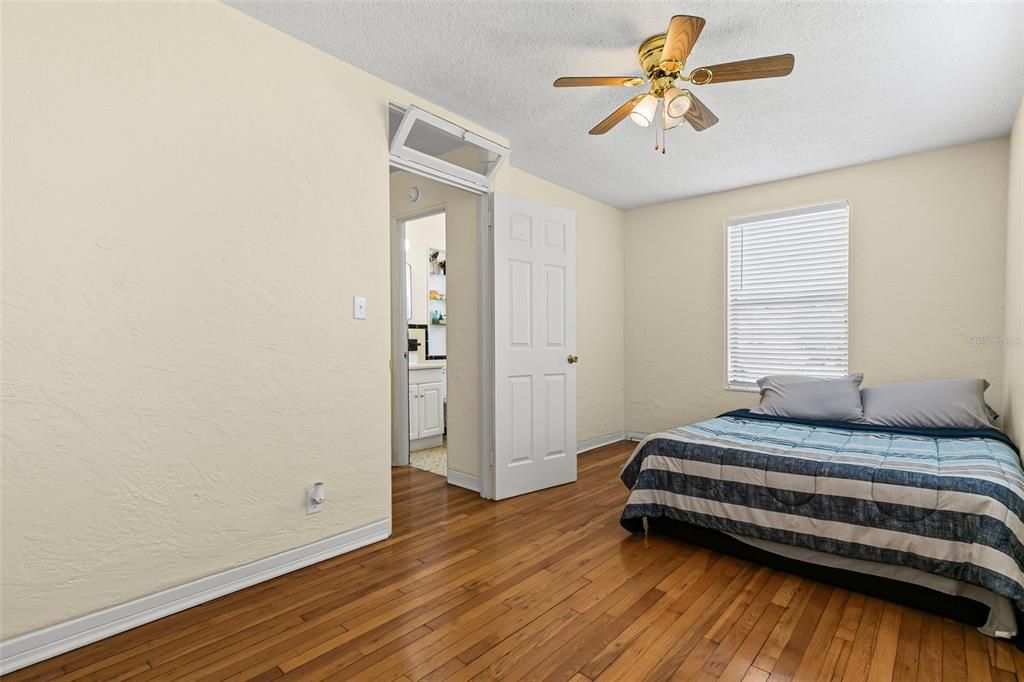 На продажу: $529,999 (5 спален, 0 ванн, 2482 Квадратных фут)