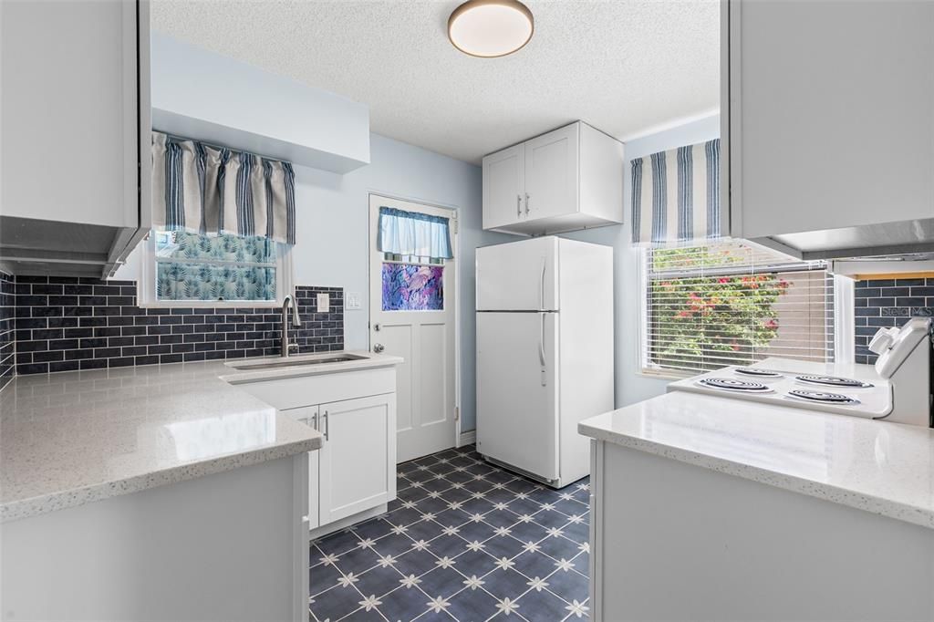 На продажу: $529,999 (5 спален, 0 ванн, 2482 Квадратных фут)