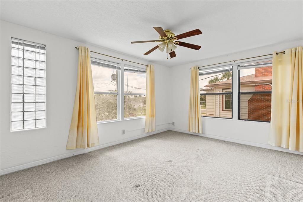 На продажу: $529,999 (5 спален, 0 ванн, 2482 Квадратных фут)