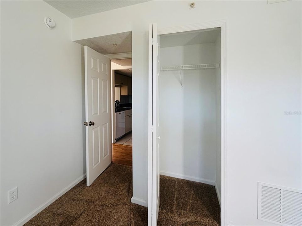 В аренду: $1,350 (2 спален, 2 ванн, 800 Квадратных фут)