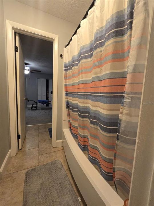 For Sale: $180,000 (2 beds, 1 baths, 1260 Square Feet)