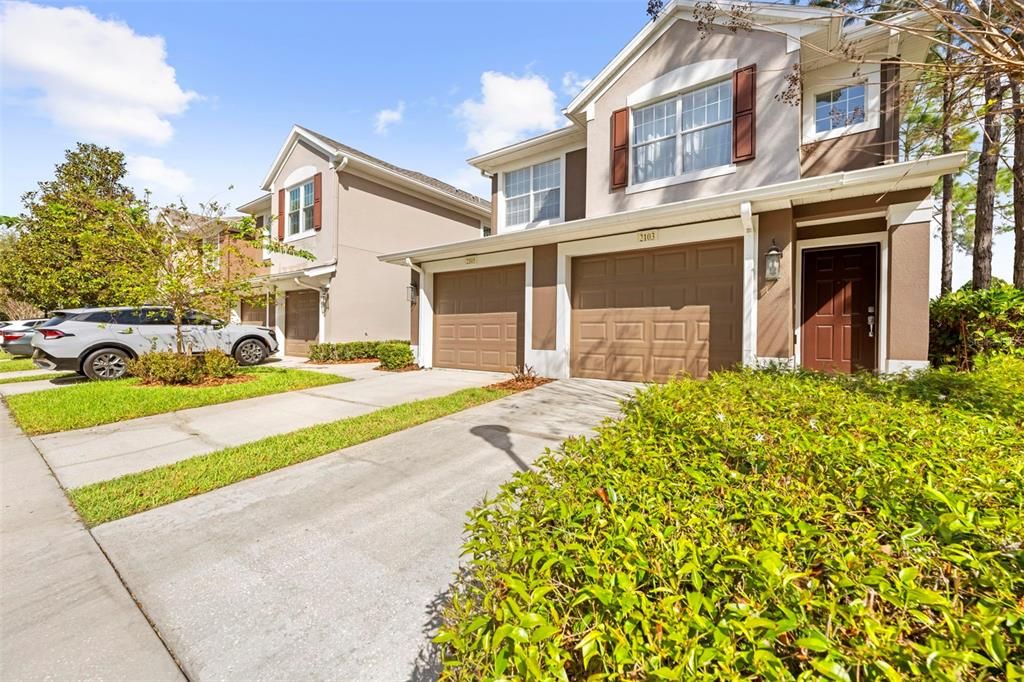 На продажу: $240,000 (2 спален, 2 ванн, 1414 Квадратных фут)