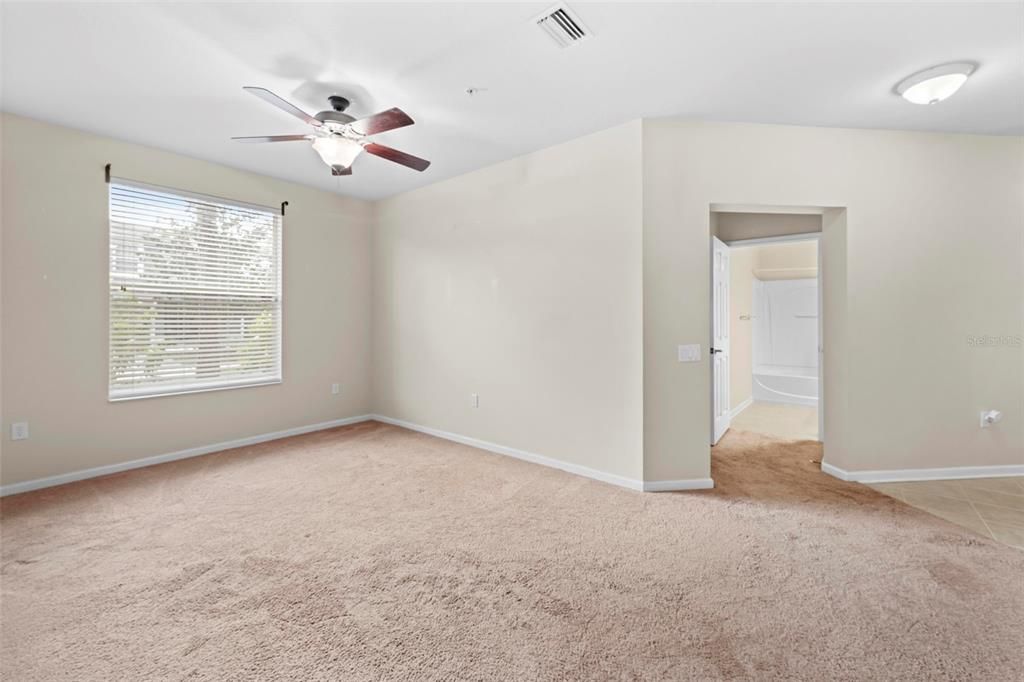 На продажу: $240,000 (2 спален, 2 ванн, 1414 Квадратных фут)