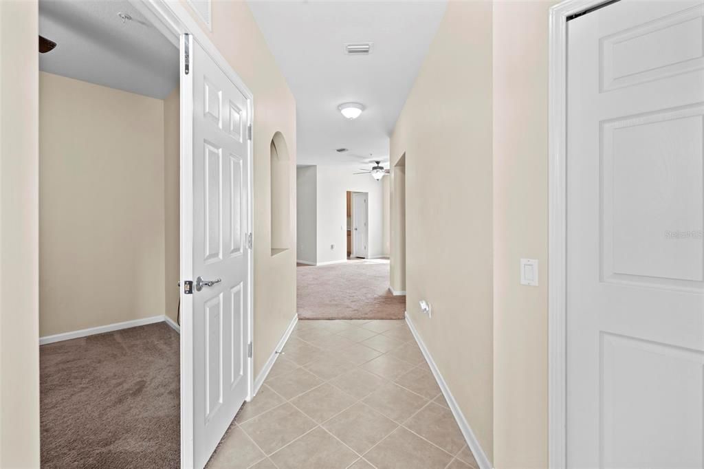 На продажу: $240,000 (2 спален, 2 ванн, 1414 Квадратных фут)