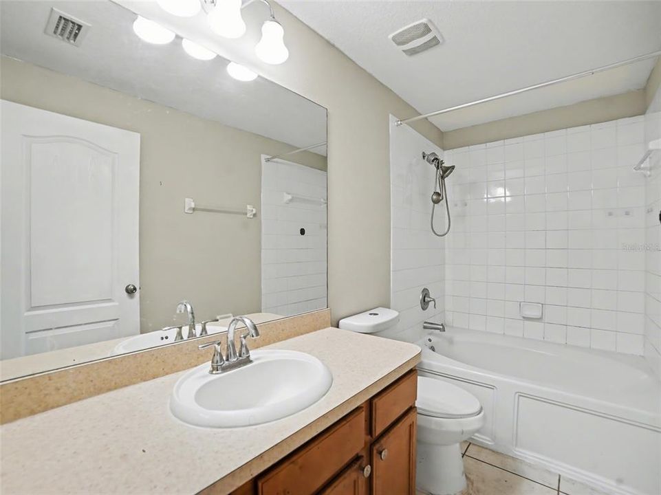На продажу: $189,000 (2 спален, 2 ванн, 1532 Квадратных фут)