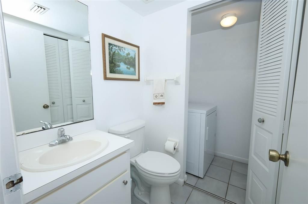 En Venta: $300,000 (2 camas, 1 baños, 1148 Pies cuadrados)