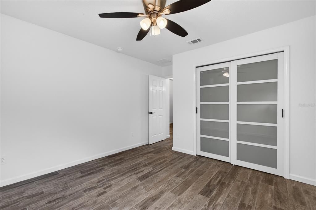 Active With Contract: $274,900 (3 beds, 2 baths, 1545 Square Feet)