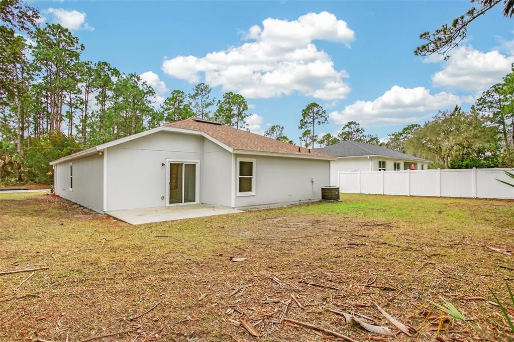 Active With Contract: $274,900 (3 beds, 2 baths, 1545 Square Feet)