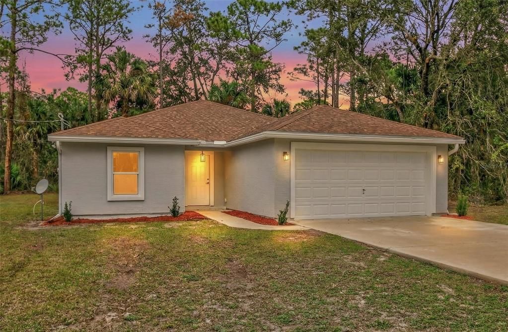 Active With Contract: $274,900 (3 beds, 2 baths, 1545 Square Feet)
