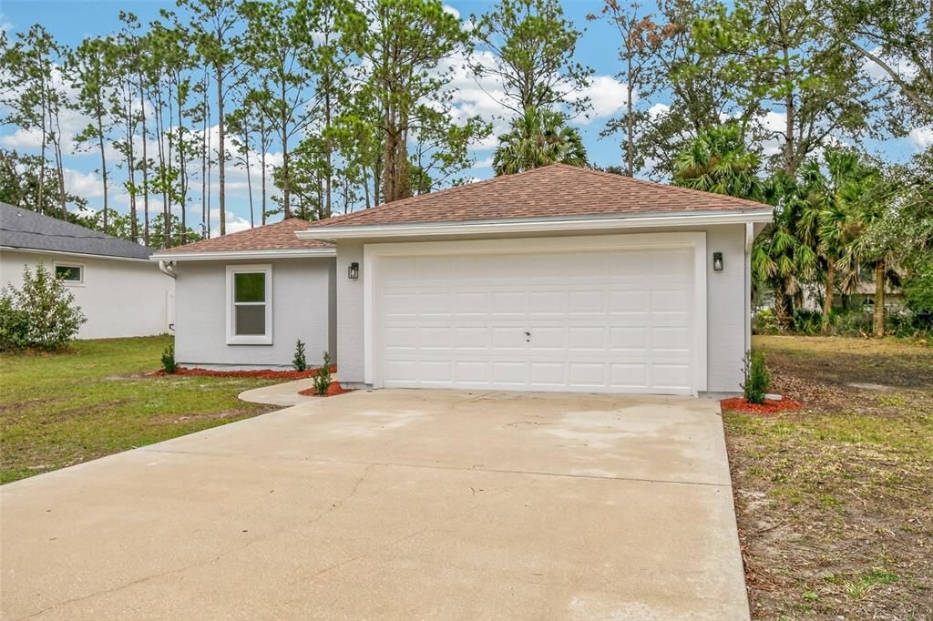 Active With Contract: $274,900 (3 beds, 2 baths, 1545 Square Feet)