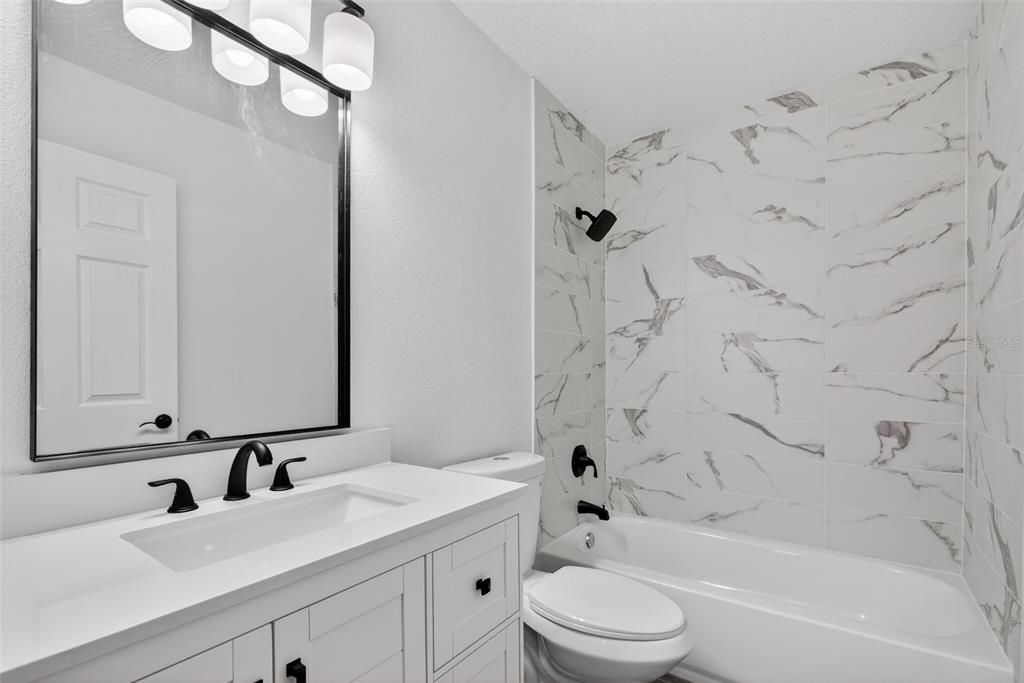 Active With Contract: $274,900 (3 beds, 2 baths, 1545 Square Feet)