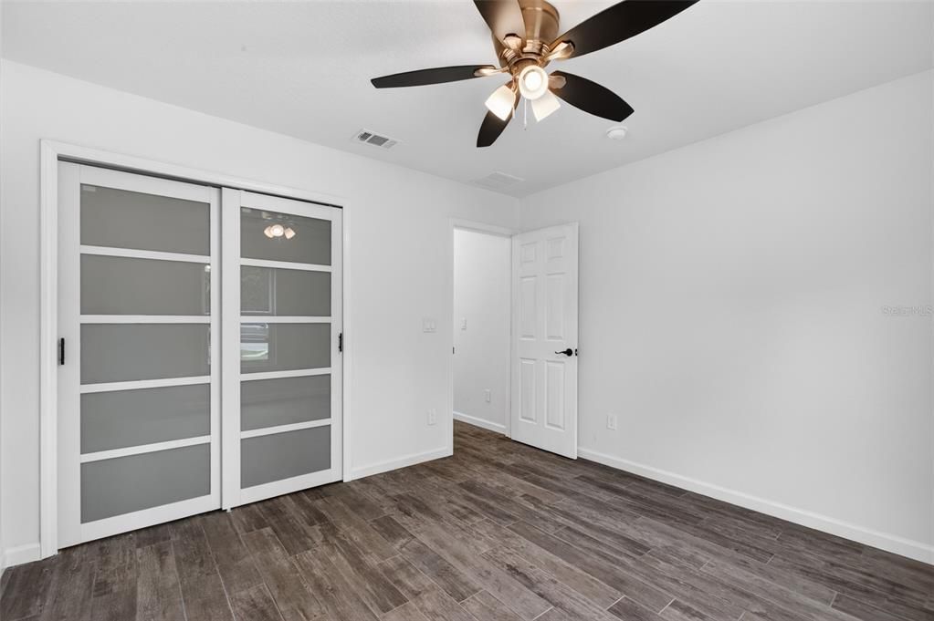 Active With Contract: $274,900 (3 beds, 2 baths, 1545 Square Feet)