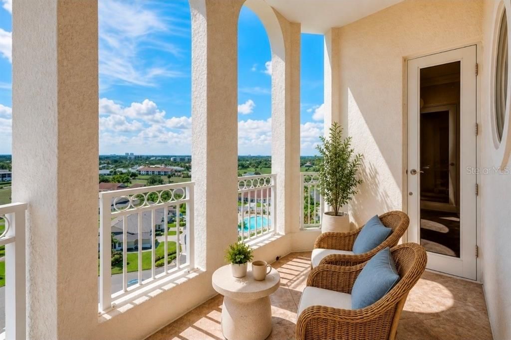 На продажу: $950,000 (3 спален, 2 ванн, 2302 Квадратных фут)