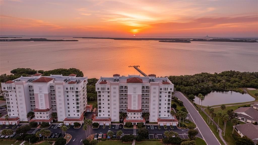 На продажу: $950,000 (3 спален, 2 ванн, 2302 Квадратных фут)