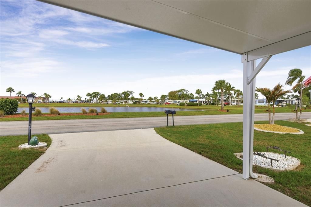 Active With Contract: $182,500 (2 beds, 2 baths, 1456 Square Feet)