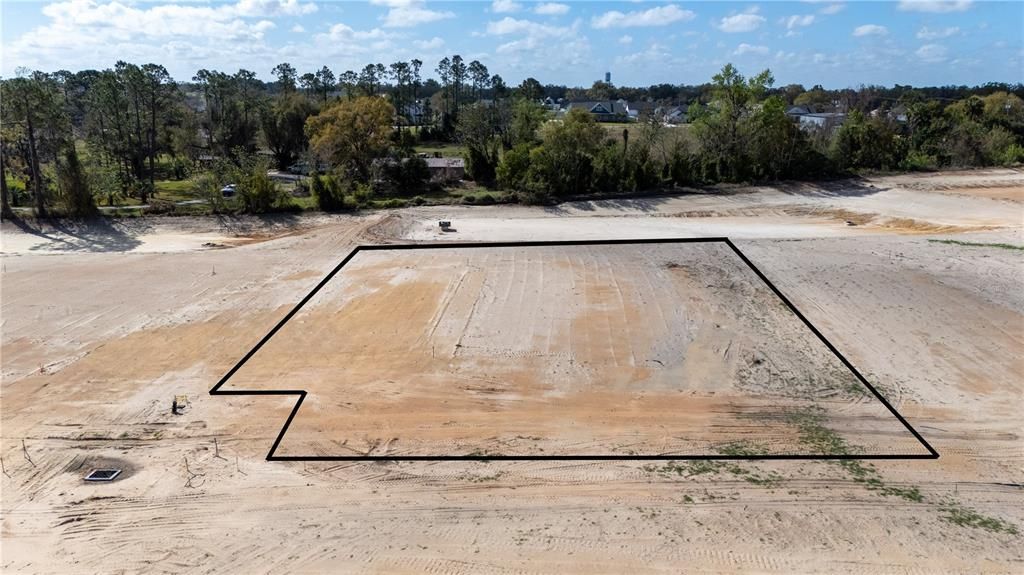 待售: $220,000 (0.53 acres)