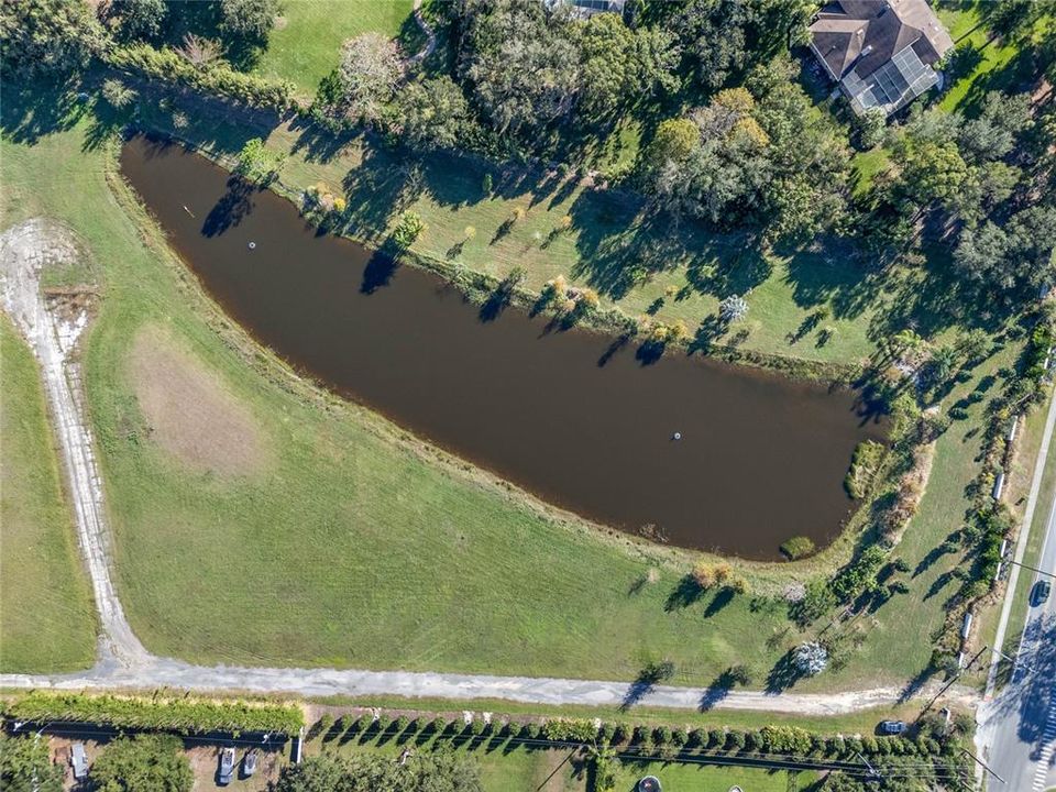 En Venta: $1,595,000 (2.12 acres)