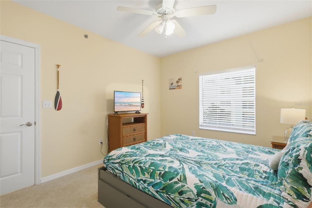 Active With Contract: $449,000 (3 beds, 2 baths, 1768 Square Feet)