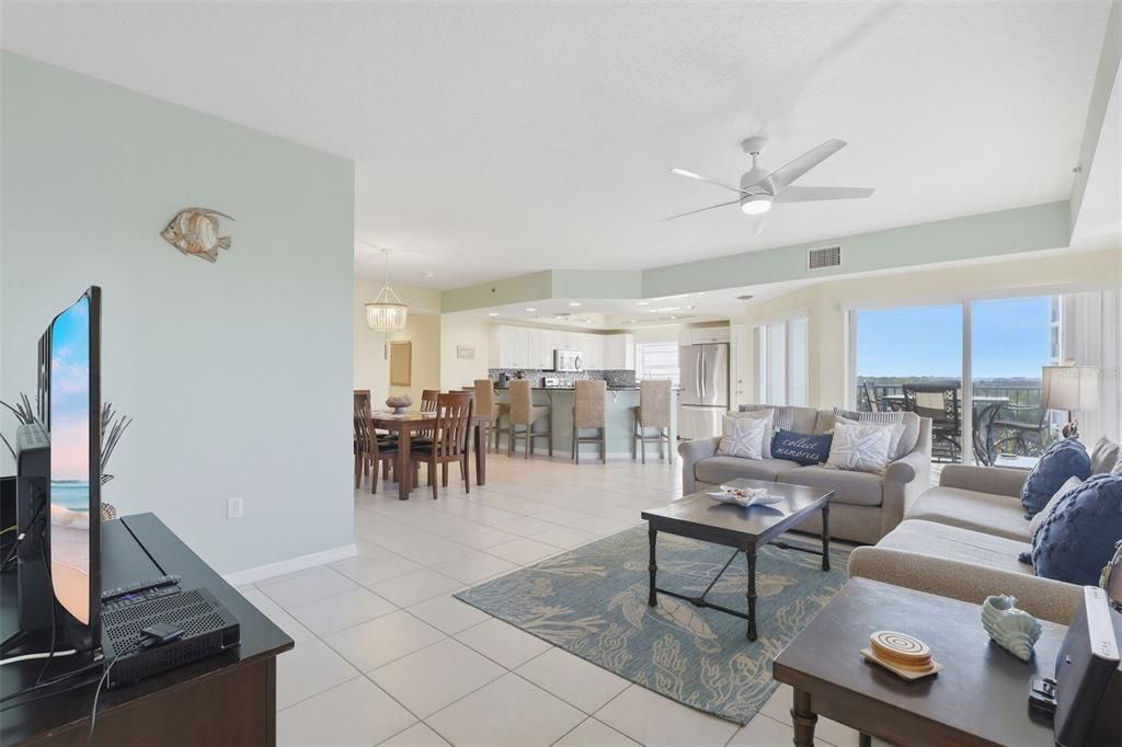 Active With Contract: $449,000 (3 beds, 2 baths, 1768 Square Feet)