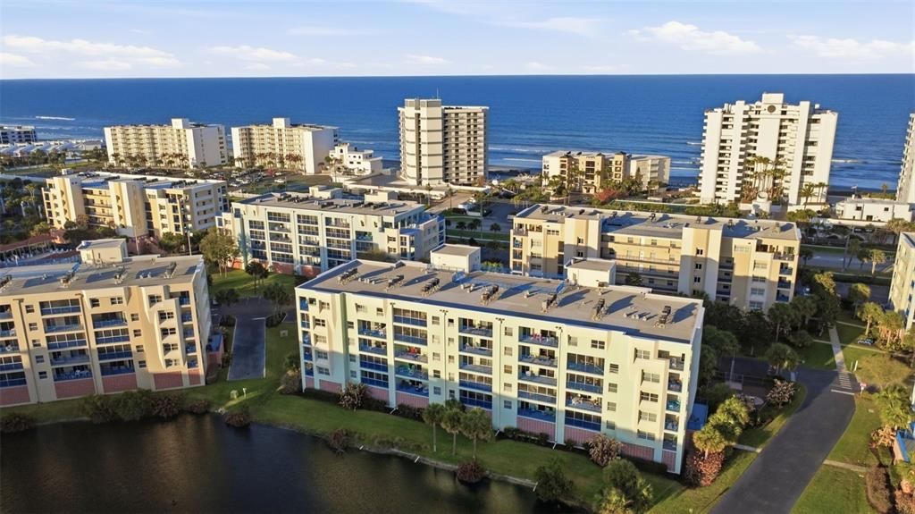 Active With Contract: $449,000 (3 beds, 2 baths, 1768 Square Feet)