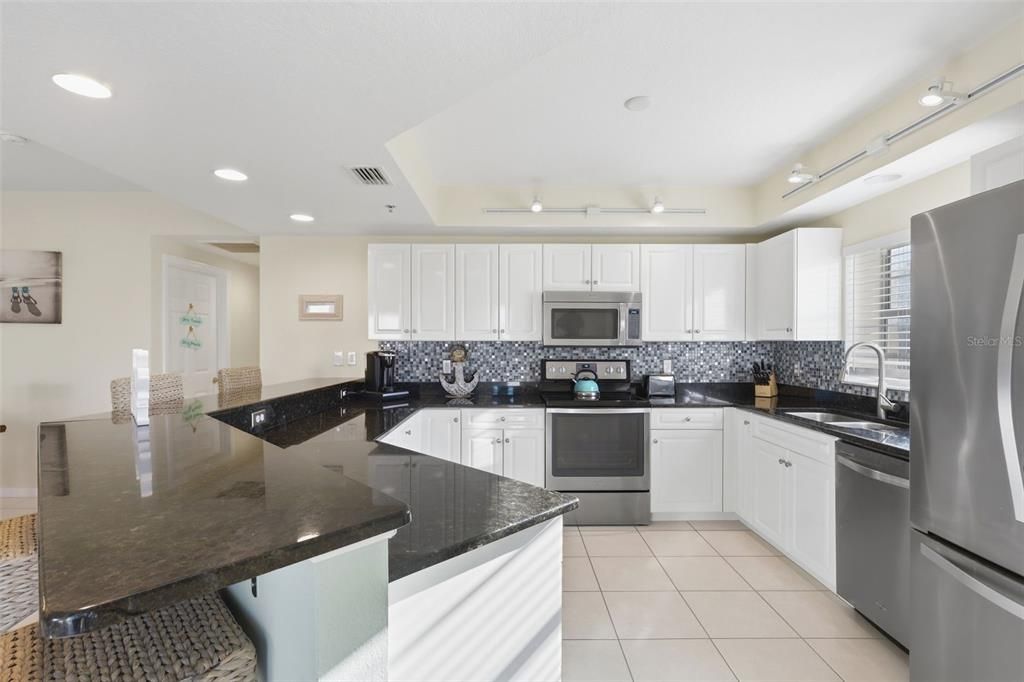 Active With Contract: $449,000 (3 beds, 2 baths, 1768 Square Feet)
