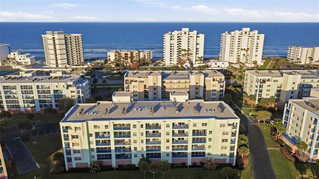 Active With Contract: $449,000 (3 beds, 2 baths, 1768 Square Feet)