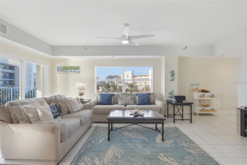 Active With Contract: $449,000 (3 beds, 2 baths, 1768 Square Feet)