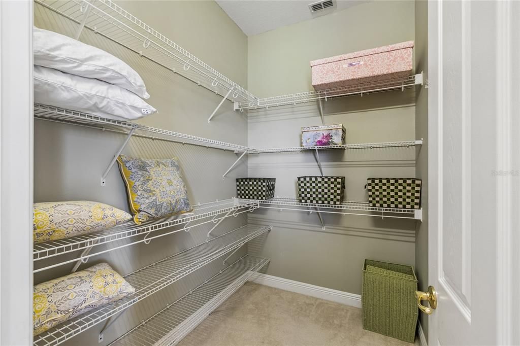 For Sale: $489,900 (3 beds, 2 baths, 2450 Square Feet)