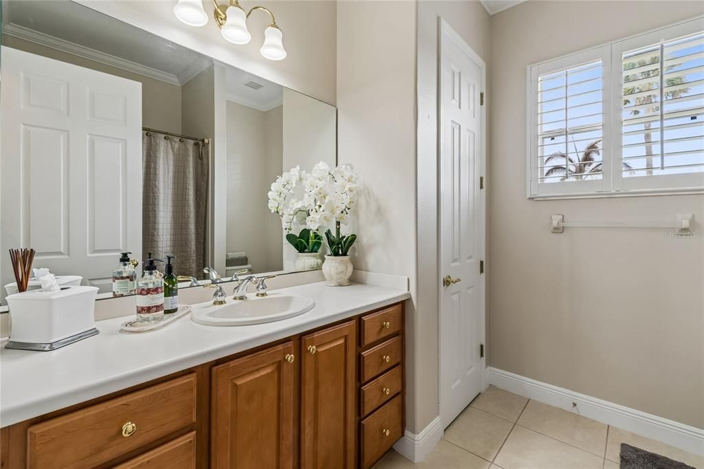 For Sale: $489,900 (3 beds, 2 baths, 2450 Square Feet)