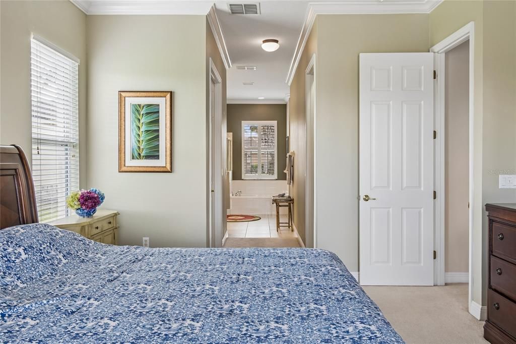 For Sale: $489,900 (3 beds, 2 baths, 2450 Square Feet)