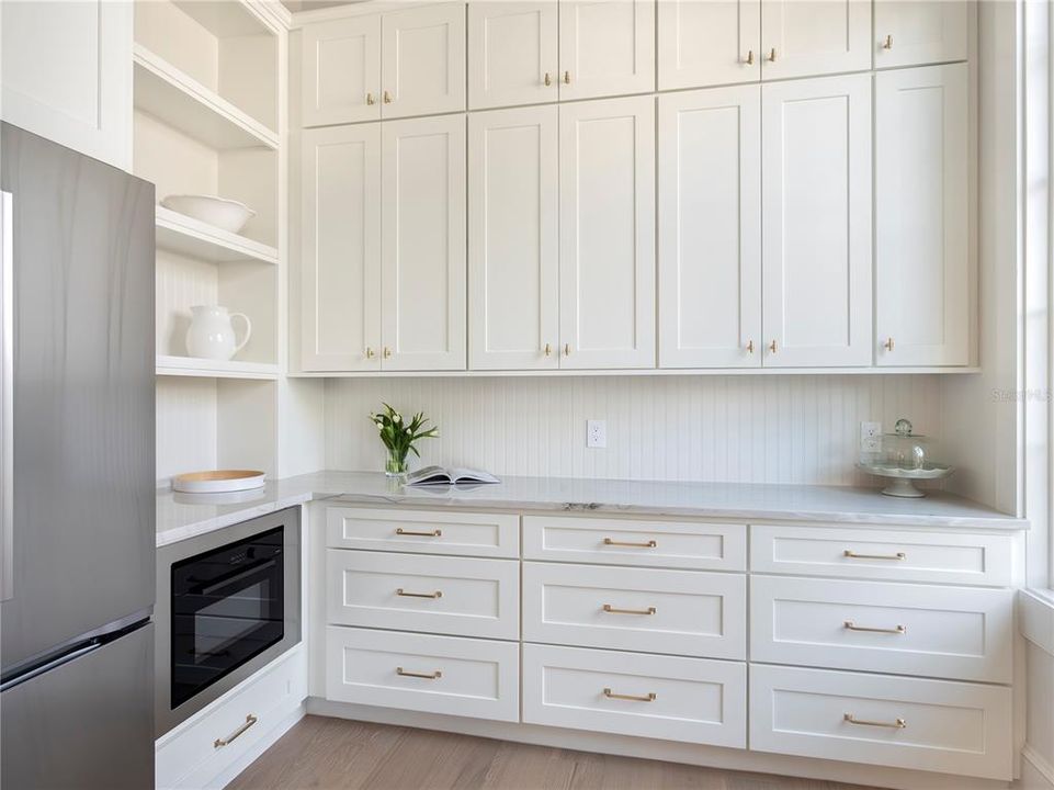 En Venta: $2,800,000 (4 camas, 3 baños, 3553 Pies cuadrados)