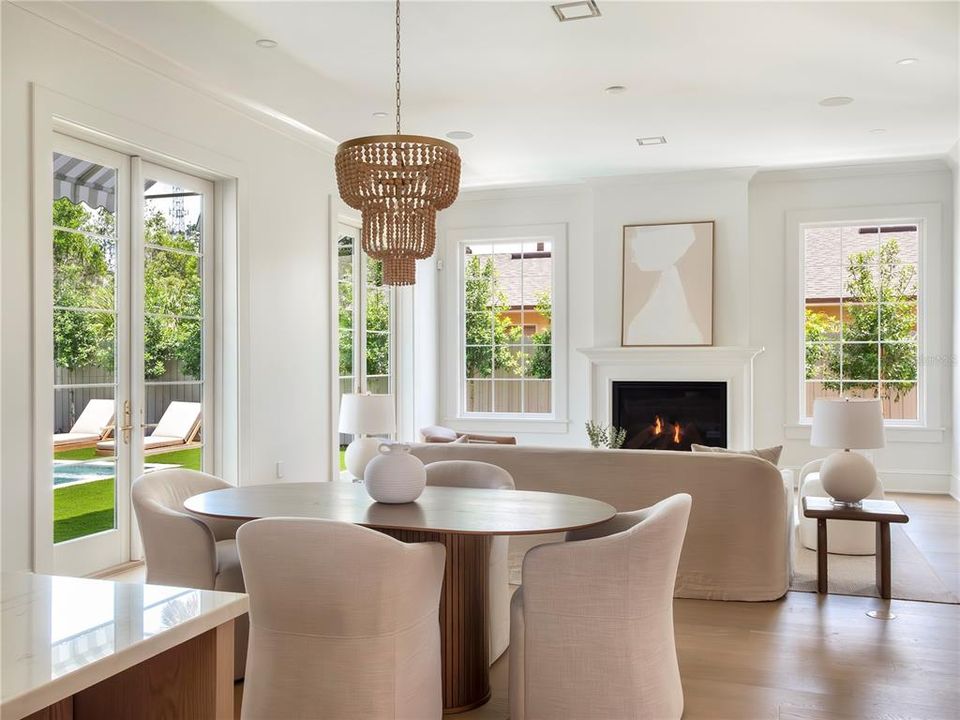 En Venta: $2,800,000 (4 camas, 3 baños, 3553 Pies cuadrados)