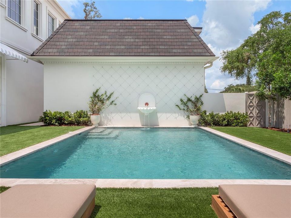 En Venta: $2,800,000 (4 camas, 3 baños, 3553 Pies cuadrados)