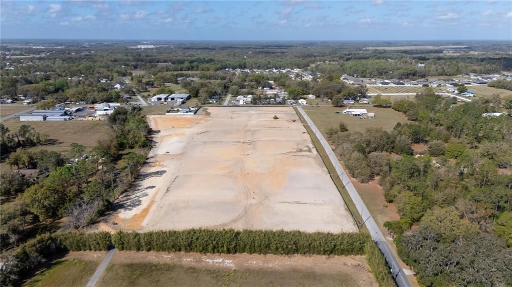 待售: $220,000 (0.67 acres)