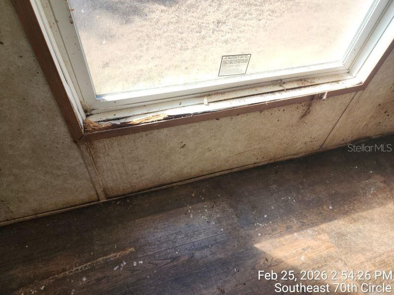 En Venta: $169,900 (4 camas, 3 baños, 2140 Pies cuadrados)