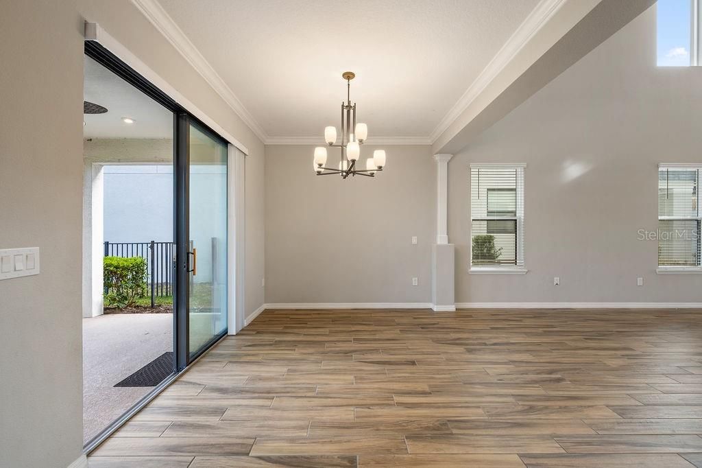 Active With Contract: $4,000 (4 beds, 2 baths, 2196 Square Feet)