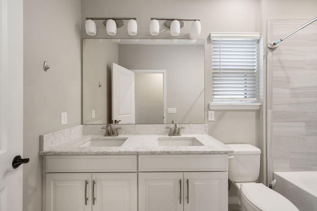 Active With Contract: $4,000 (4 beds, 2 baths, 2196 Square Feet)