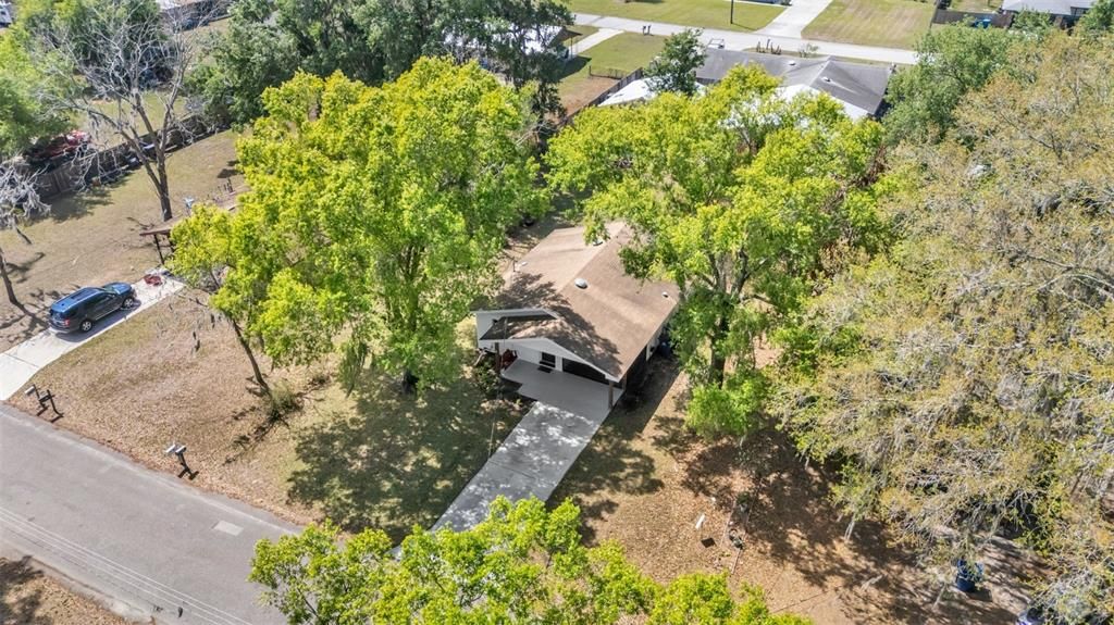 На продажу: $199,900 (2 спален, 1 ванн, 972 Квадратных фут)