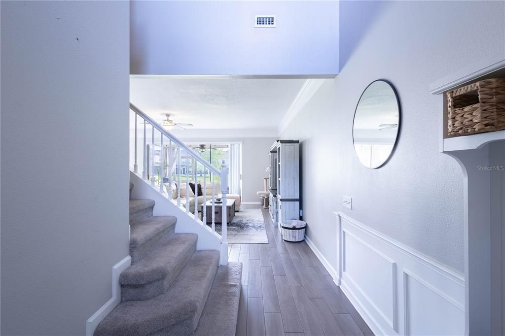 Activo con contrato: $2,390 (3 camas, 2 baños, 1666 Pies cuadrados)