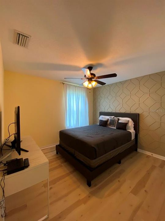 Active With Contract: $4,995 (4 beds, 2 baths, 1846 Square Feet)