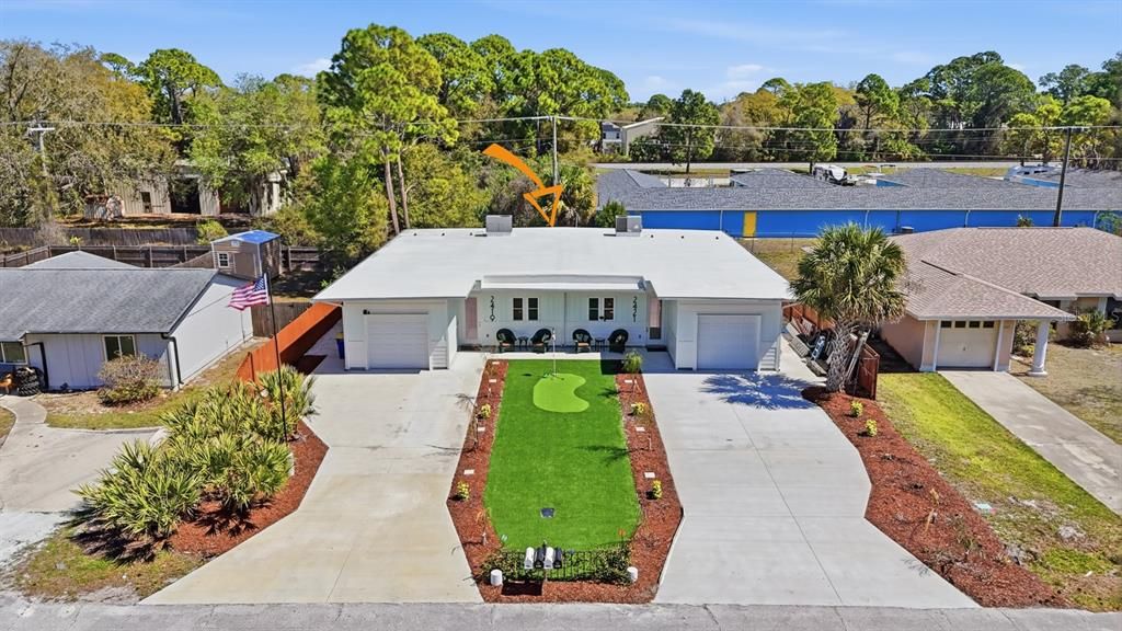 For Sale: $550,000 (6 beds, 0 baths, 2717 Square Feet)