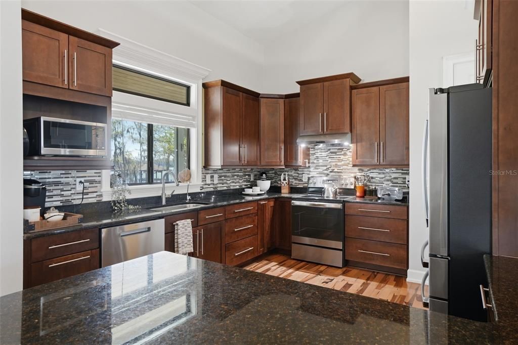 En Venta: $1,075,000 (3 camas, 2 baños, 1798 Pies cuadrados)