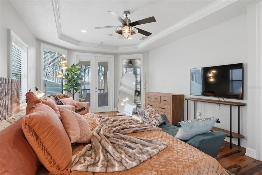 En Venta: $1,075,000 (3 camas, 2 baños, 1798 Pies cuadrados)