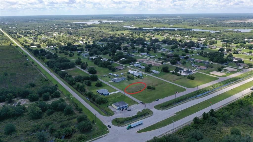 На продажу: $25,500 (0.24 acres)